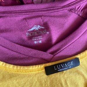 Lot of women’s size XL and 1XL shirts